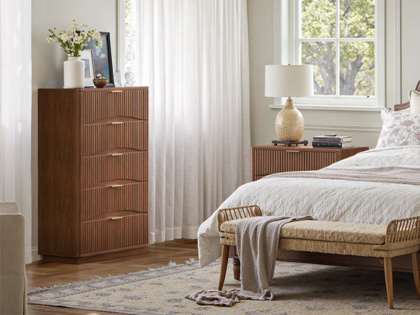 Evermagin Fluted 5 Drawers Dresser, 47" Tall Wooden Dressers Storage Organizer,Modern Chest of Drawers for Bedroom with Deep Storage, Living Room,Entryway, Walnut