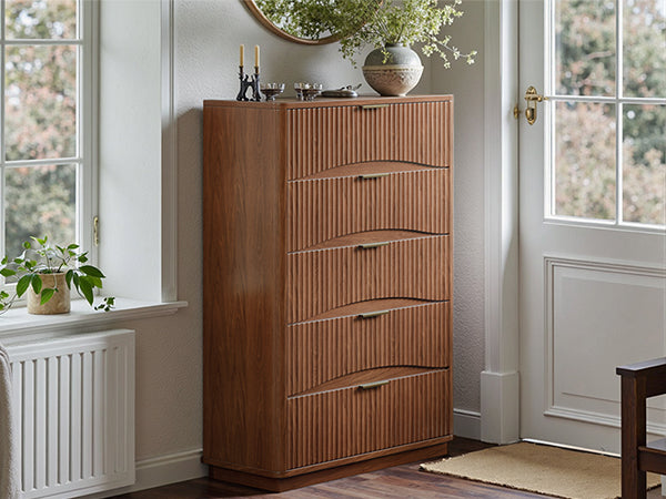 Evermagin Fluted 5 Drawers Dresser, 47" Tall Wooden Dressers Storage Organizer,Modern Chest of Drawers for Bedroom with Deep Storage, Living Room,Entryway, Walnut