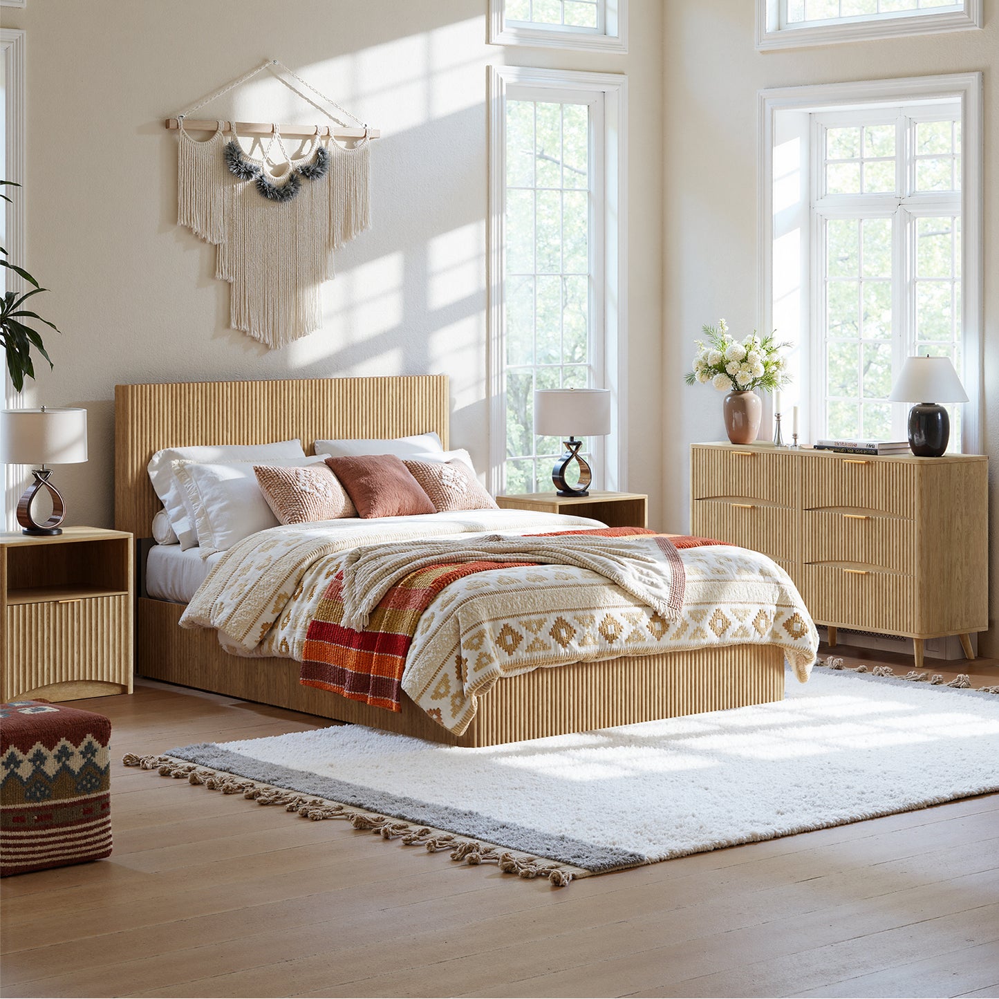 Evermagin Natural Queen Lift Up Storage Bed Frame, Mid Century Modern Fluted Bed Frame, Wood Hydraulic Queen Size Bedframe with Headboard