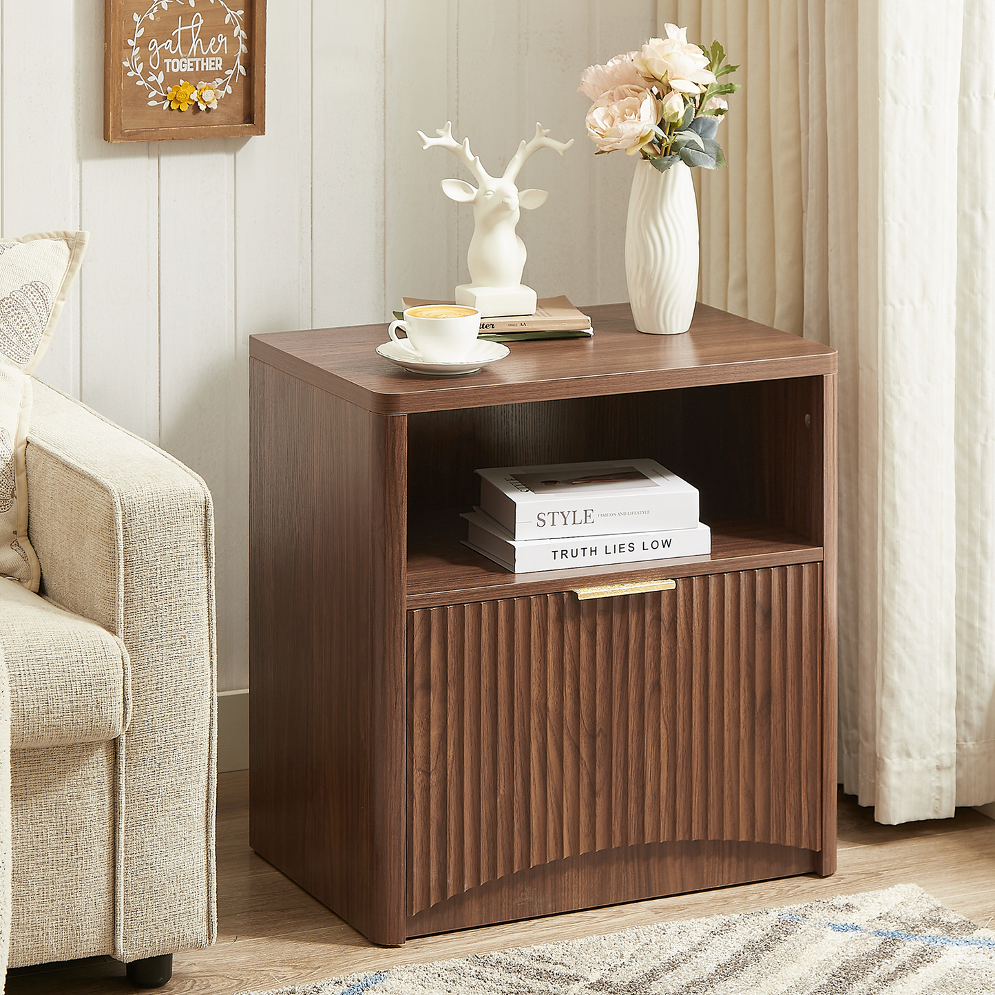 Fluted Nightstand Set of 2, Natural Oak Bedside Table with Drawer and Storage, Wood End Table Mid Century Modern, Large Night Stand for Bedroom