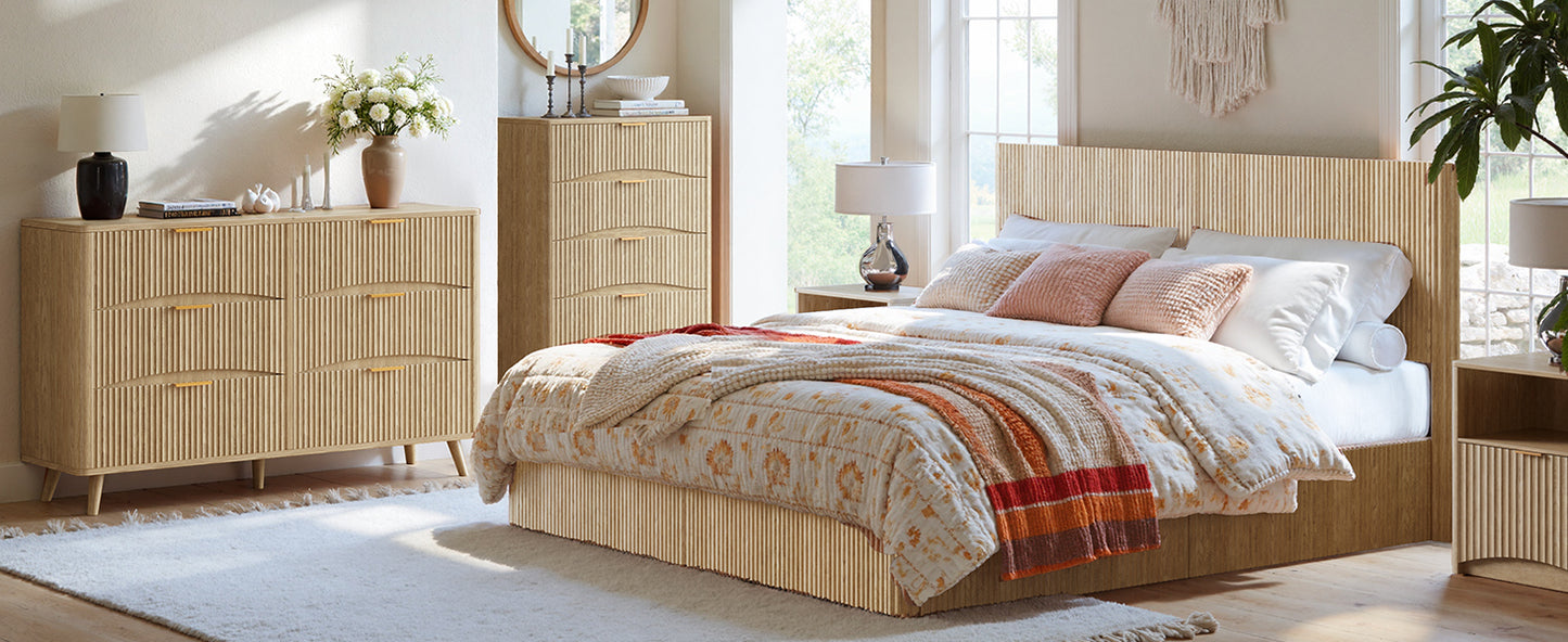 Evermagin Natural King Lift Up Storage Bed Frame, Mid Century Modern Fluted Bed Frame, Wood Hydraulic King Size Bedframe with Headboard